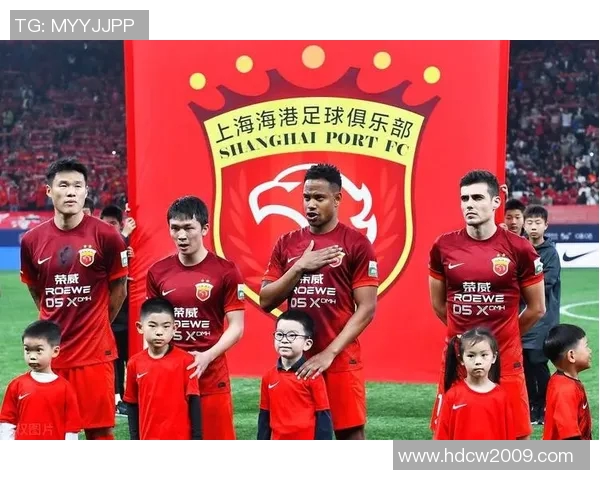 上海足球队状态火热领跑最新TOP10球队榜单分析